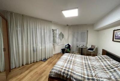 Apartament cu 5 camere decomandat în Unirii - 3
