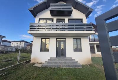 De vanzare 2 vile P+1+M individuale premium - 5