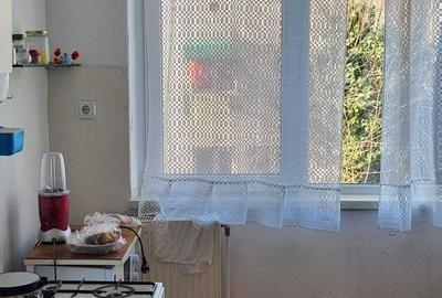 Apartament cu 4 camere semidecomandat în Central - 3