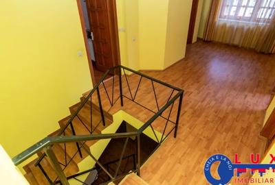 Casă cu 4 camere cu Teren 110 Mp în Central - 9