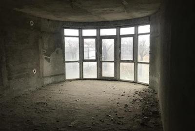 Casă individuală cu 6 camere cu Garaj în Golești - 4