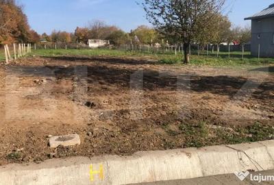 Teren de 1536 mp, în Central - 2