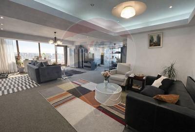 Apartament cu 5 camere decomandat, mobilat în Armeneasca