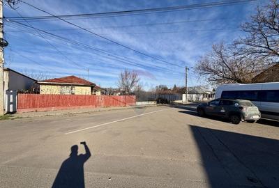 Teren intravilan de 355 mp, în Obor - 4