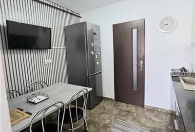 Apartament 3 Camere, Renovat Complet, Modern, zona CET - 10