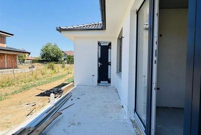 Casă cu 4 camere cu Teren 418 Mp în Oncea