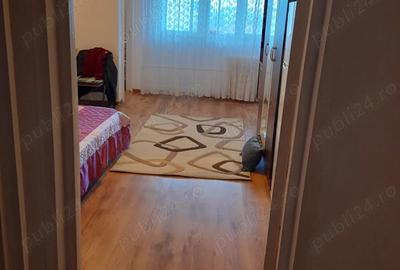 Inchiriez Garsoniera - 2