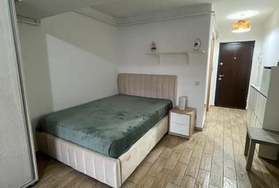 Garsonieră semidecomandată în Apărătorii Patriei - 2