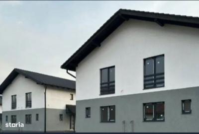 Casă cu 3 camere în Livezeni - 2