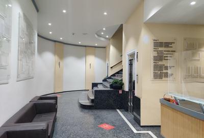 Birou, de 200 mp, în P-ța Unirii - 4