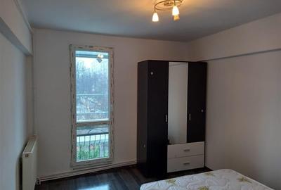 3 camere - centrala termica - 1 Decembrie - Titan - 4