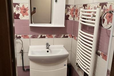 Apartament cu 3 camere decomandat în Central - 2