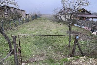 Teren de 978 mp, în Mănești - 2