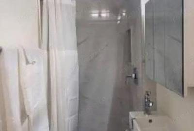 Garsonieră decomandată în 13 Septembrie