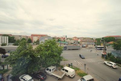 De vanzare apartament cu 3 camere in zona Aradului-comision 0 - 25