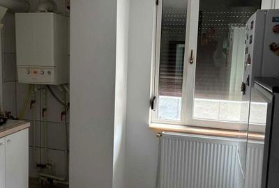 Apartament cu 3 camere decomandat în Central - 2