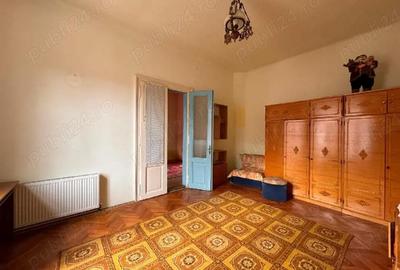 Spațiu comercial, de 60 mp, în Central - 6