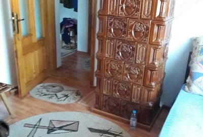 Apartament cu 4 camere decomandat în Vama - 1