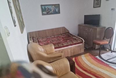 Garsonieră decomandată în Central - 4