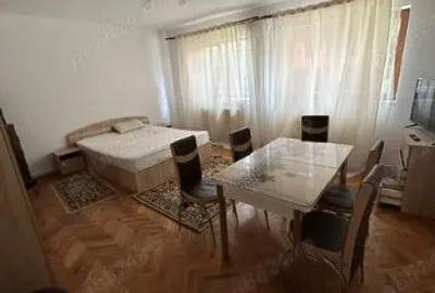 Inchiriez Apartamente 3 camere la vila termen lung minim 6 luni - 6