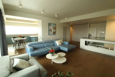 Apartament cu 4 camere decomandat, mobilat în Iancu Nicolae