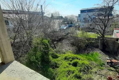 Casă cu Teren 344 Mp în Central - 2