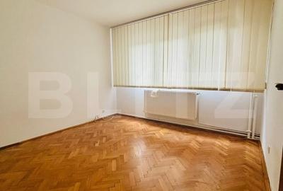 Apartament cu 4 camere, decomandat, cu garaj, zona Medicina - 6