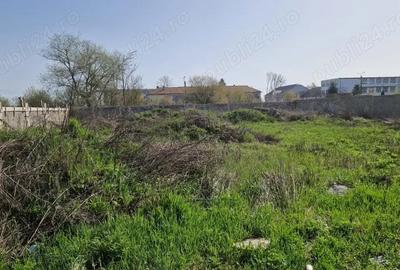 Teren de 700 mp, în Central - 6