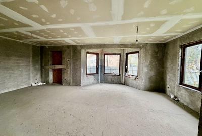 Casă individuală cu 7 camere cu Garaj în Est - 14