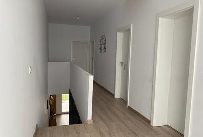 Duplex cu 4 camere cu Teren 300 Mp în Urseni - 8