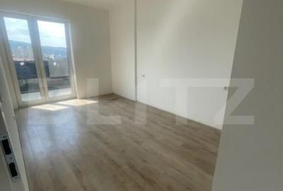 Apartament cu 3 camere decomandat în Independenței - 8