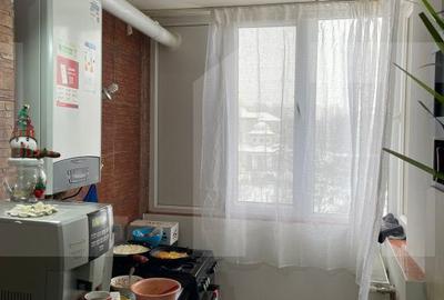 Apartament cu 4 camere semidecomandat în Circumvalațiunii - 6