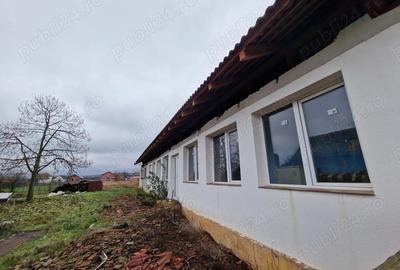 Spre vanzare 2 case in localitatea Alios timisoara - 4