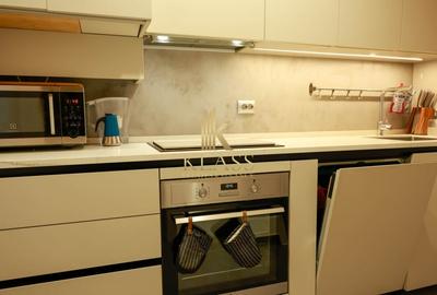 Apartament cu 6 camere circular, mobilat în P-ța Victoriei - 16