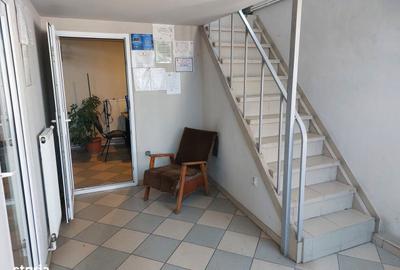 Casă cu 6 camere cu Teren 1400 Mp în Central