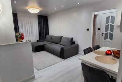 Apartament cu 3 camere decomandat în Nord - 2