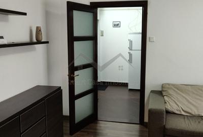 Apartament cu 2 camere semidecomandat în Podu Roș - 1