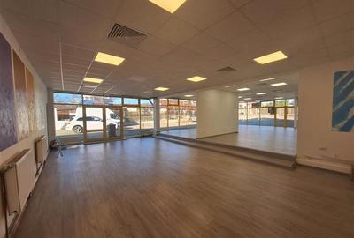 Spațiu comercial, de 450 mp, în Narcisa - 2