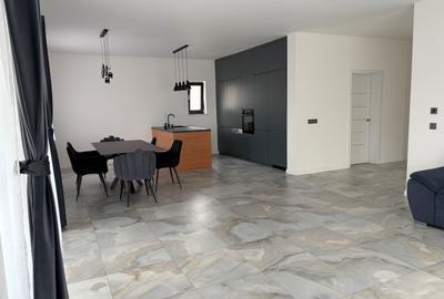 Casă cu 3 camere cu Teren 498 Mp în Exterior Vest - 1