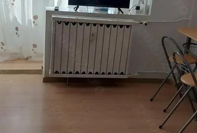 Inchiriez garsoniera Lapus, in spatele restaurantului Prestige, renovata si mobilata, AC - 3
