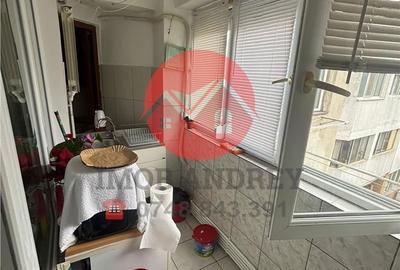 Apartament cu 2 camere decomandat în E3 - 4