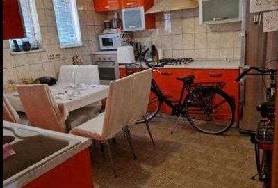 Casa -4 camere -zona Vatra Luminoasa Casa -4 camere -zona Vatra Luminoasa - 3