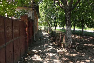 Casă cu 4 camere în Gurba