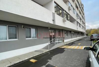 Apartament cu 2 camere decomandat în Vitan