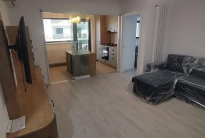Apartament cu 3 camere semidecomandat, mobilat în Industriilor