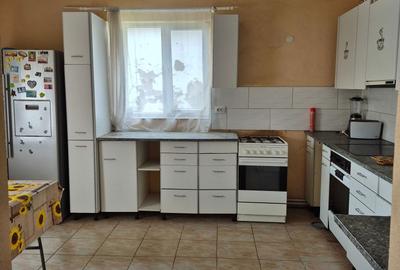 Casă cu 3 camere în Breștea - 4