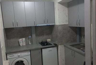 Garsonieră decomandată în Colentina