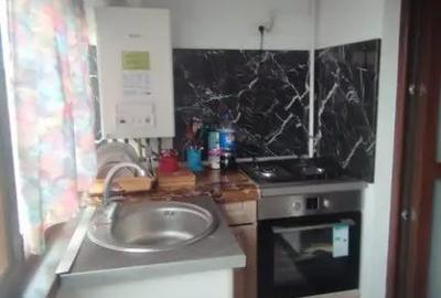 Garsonieră decomandată în Bucium - 3