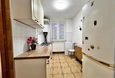 Apartament Renovat cu 2 Camere si Parcare in Astra - 6