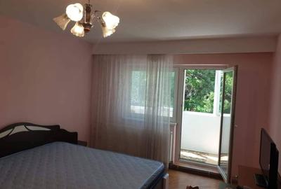 Apartament cu 2 camere decomandat în Central - 2
